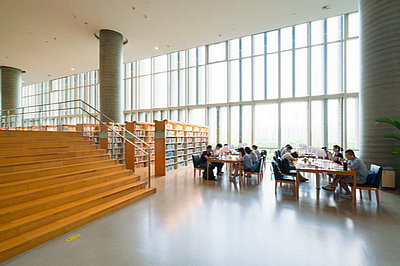 中央財(cái)經(jīng)大學(xué)在職研究生異地學(xué)員可以報(bào)考嗎？